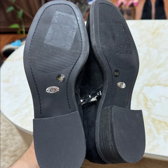 Lucky Brand Black Ankle Boots - Picture 4 of 4